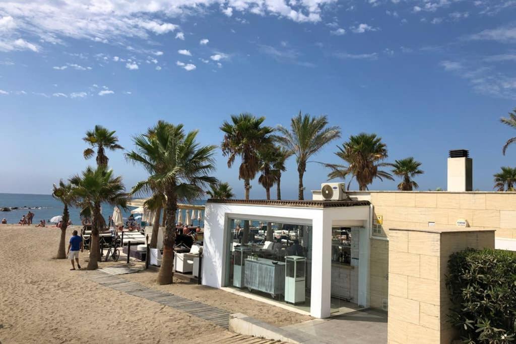 Luxury Modern By The Malaga